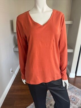 croft & barrow Bright Orange V-Neck Long Sleeve Top